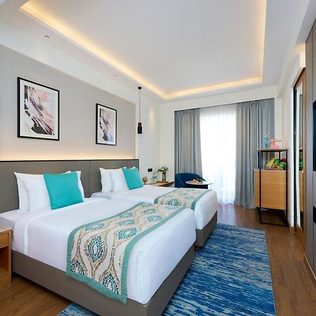 Iris Sarovar Portico Gurgaon Exterior photo