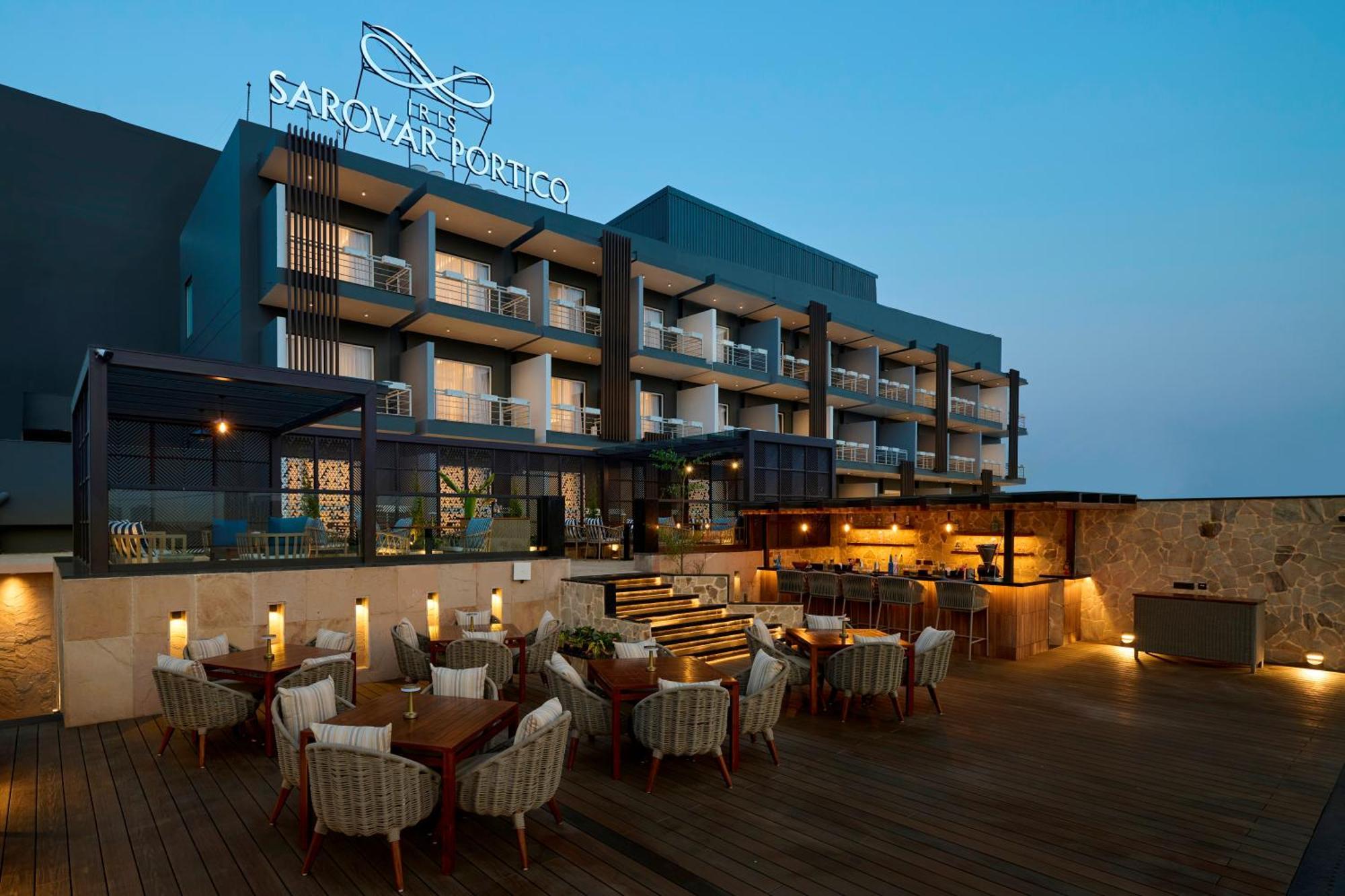Iris Sarovar Portico Gurgaon Exterior photo